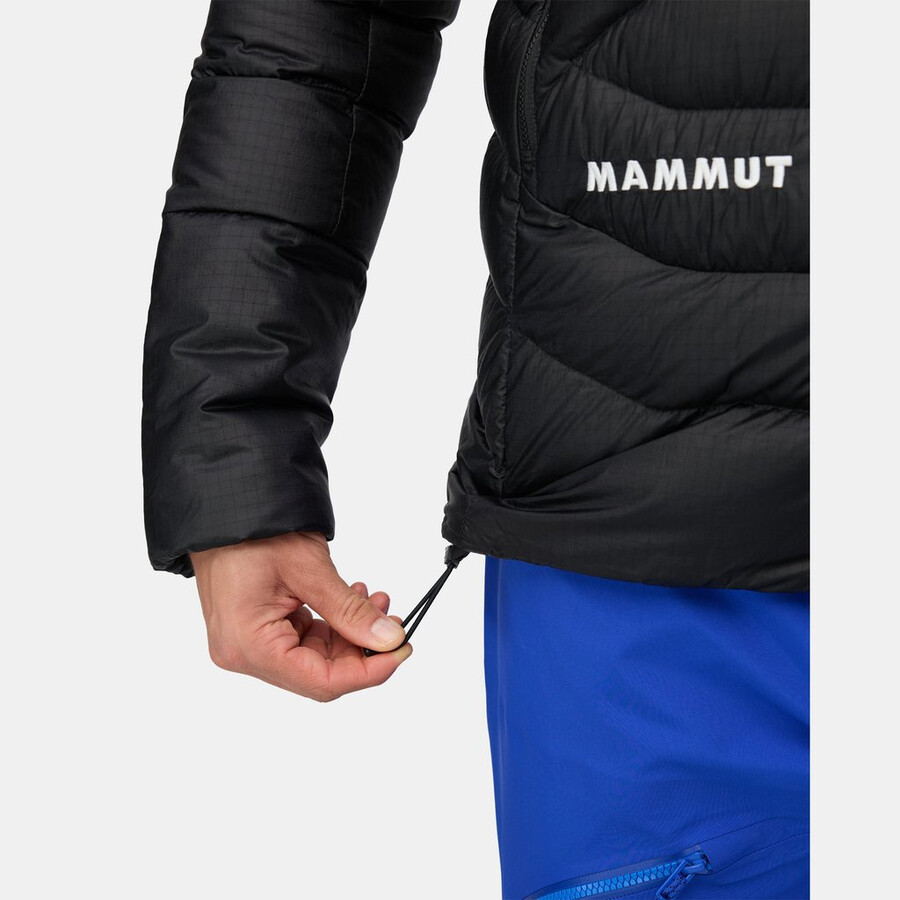 eiger nordwand light down in kapuzenjacke herren schwarz