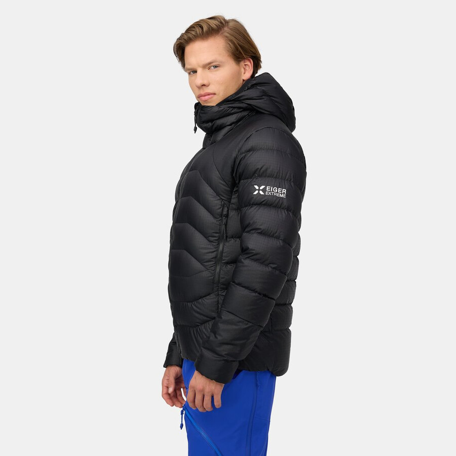 eiger nordwand light down in kapuzenjacke herren schwarz