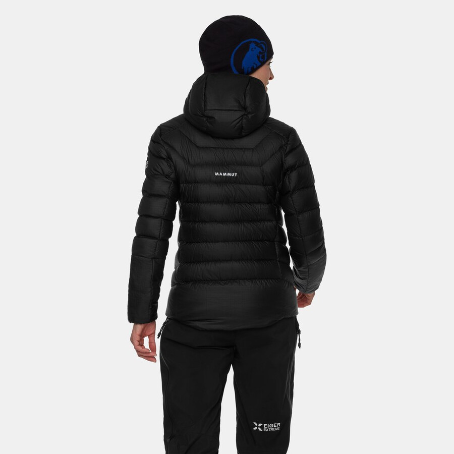 eiger nordwand light down in kapuzenjacke damen schwarz