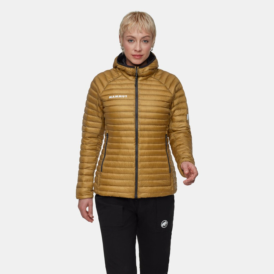 assos x mammut aenergy in kapuzenjacke damen naturbraun-beige