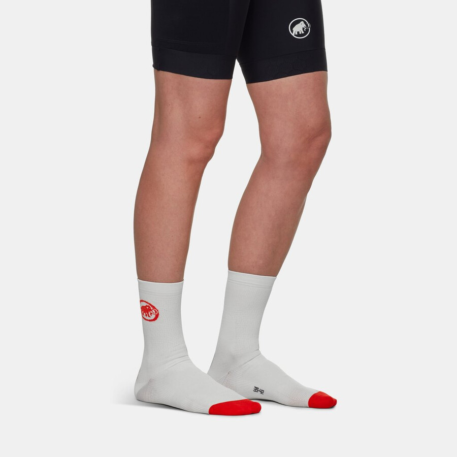 assos x mammut gravel socks sommer weiß-rot
