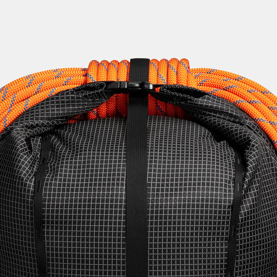 trion 38 schwarz